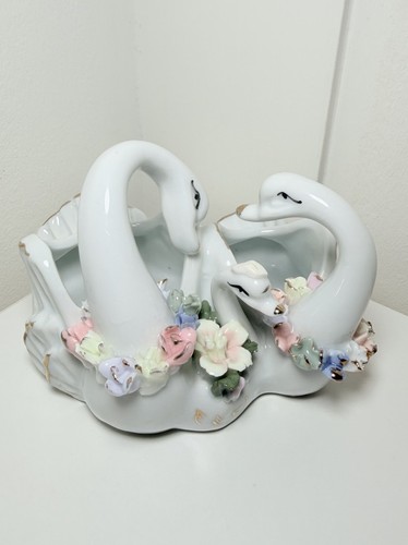 Vintage ceramic swan family - vintage,
