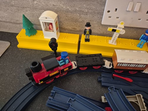 Tomy thomas push along train - along,