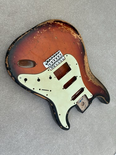 Fender strat made mexico - made,