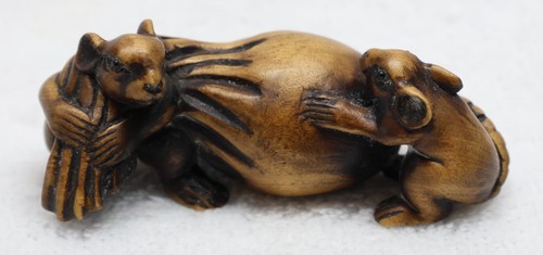 Vintage hand carved boxwood - hand,
