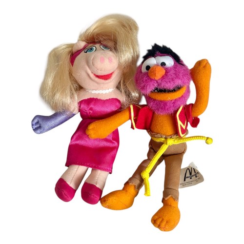 Mcdonald miss piggy animal - mcdonald's,