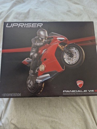 Ducati panigale v4s - panigale, rc