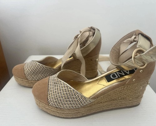 River island gold - island, and