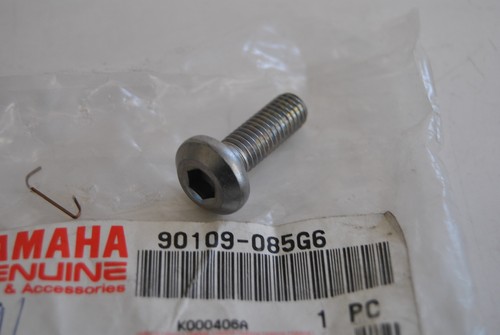 Footrest bracket screw yamaha - bracket,