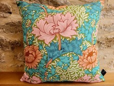 William Morris Chrysanthemum