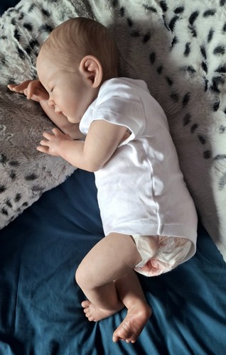Reborn baby girl doll august - baby,