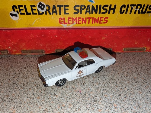 Matchbox dodge monaco - matchbox,