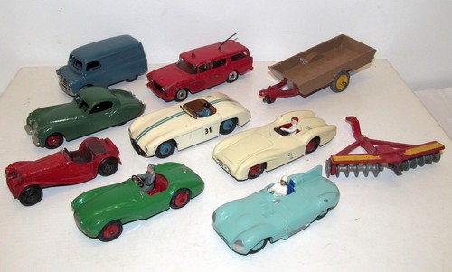 Lot dinky toys - lot,