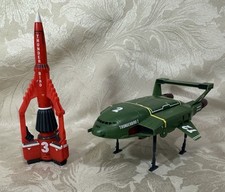 Thunderbird 2 Vehicle and