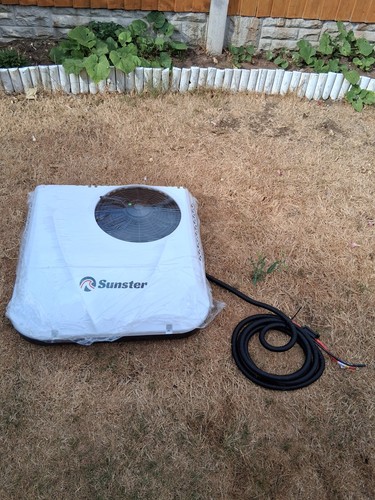 12v caravan roof air - 12v,