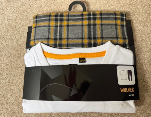 Wolves wolverhampton - wolves, (wolverhampton