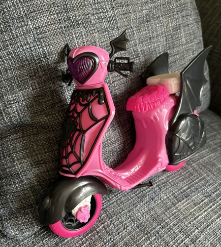 Monster high draculaura - monster,