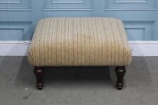 PARKER KNOLL MOSLEY SMALL BENCH, FOOTSTOOL IN GOLD STRIPE FABRIC (1316)