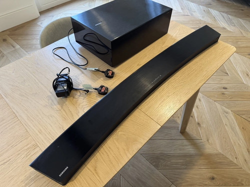 Samsung curved soundbar - samsung,