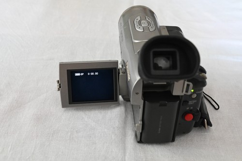 Panasonic ds11 camcorder - panasonic,