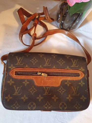 Authentic vintage louis - authentic,