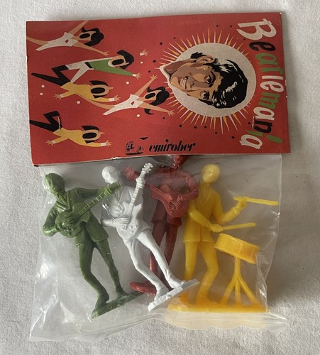 New vintage plastic - 4,