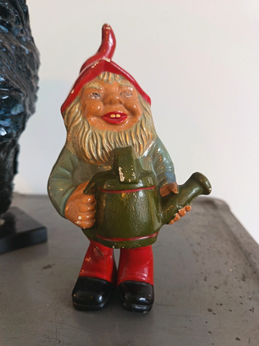 Vintage garden gnome house - vintage,