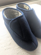 Cosy feet Elise slippers size