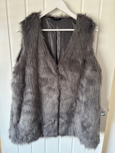 Yours grey faux - fur, –