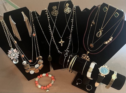 Jewelry lot gold tone - vtg, mod