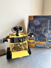Transforming Wall-E Pop-Out Toy Disney Pixar Thinkway Toys Boxed