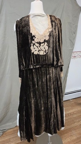Antique ladies dresses - ladies,