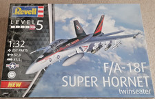 Revell 03847 1/32 F/A-18F Super Hornet Twin Seater 'Black Knights'