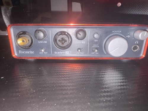 Focusrite scarlett 2i2 1st - focusrite,