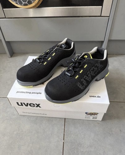 Uvex safety boots - safety,