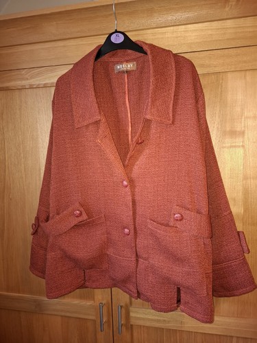 Beautiful burnt orange - burnt, neslay