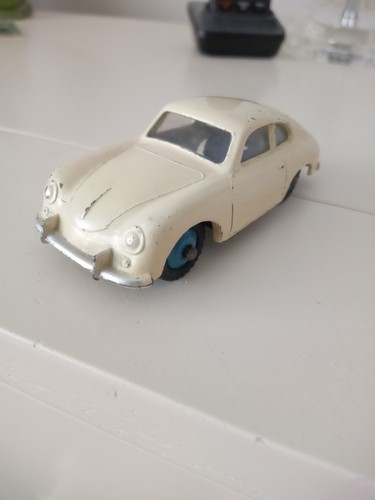Vintage dinky toy 182 - vintage,