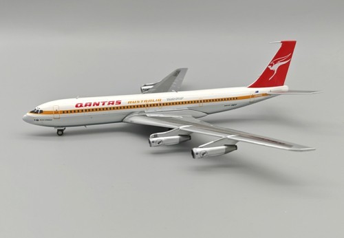 200 qantas boeing - boeing, 707-338c