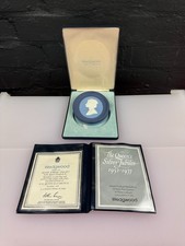 Wedgwood Jasper Ware Blue Jubilee 1977 Queen Elizabeth Portrait Boxed Tri Colour