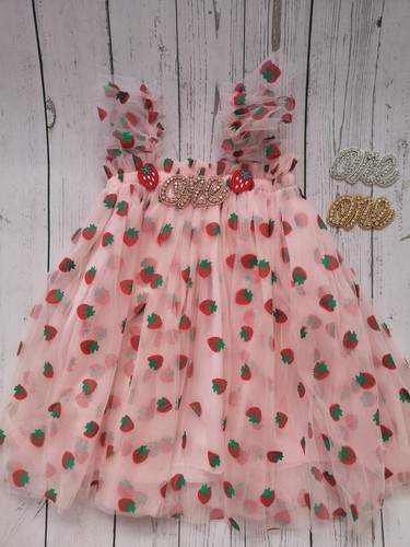 1st birthday strawberry - birthday, theme