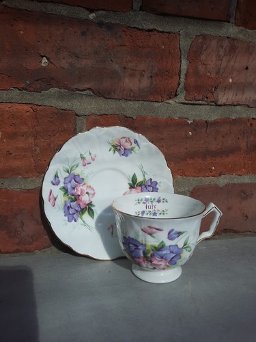 Aynsley fine bone china - fine, cup
