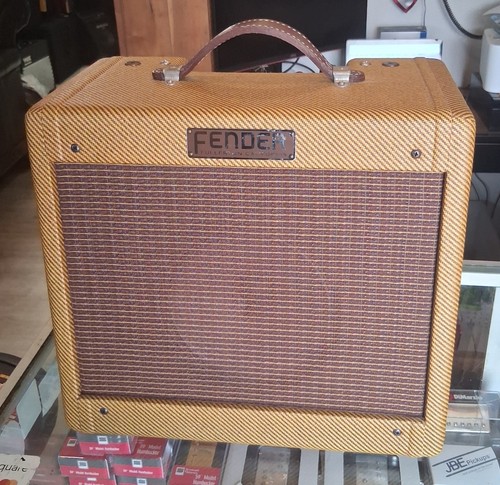 Mojotone fender badged - mojotone,