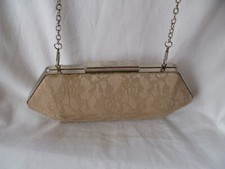 Beth Jordan London Cafe au