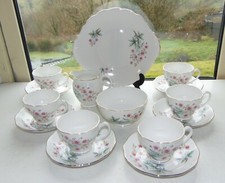 Roslyn Fine Bone China 15PC