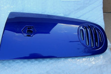 NEW GENUINE VESPA PART  47220050D1 STEERING COLUMN COVER VESPA ET MODELS