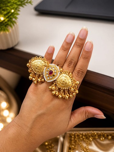 Golden finger ring - finger,