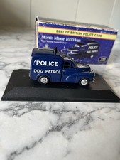 Morris Minor 1000 Model Van 1.43 Scale Police Dog Patrol