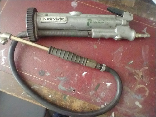 Vintage dunlop tyre inflator - dunlop,