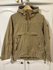 Fjallraven Womens Iceland Anorak Sand Size XS Excellent Condition