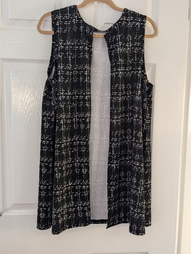 Black and white longline