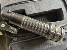 Electrovoice RE320 Variable-D Dynamic Vocal and Instrument Microphone and Case