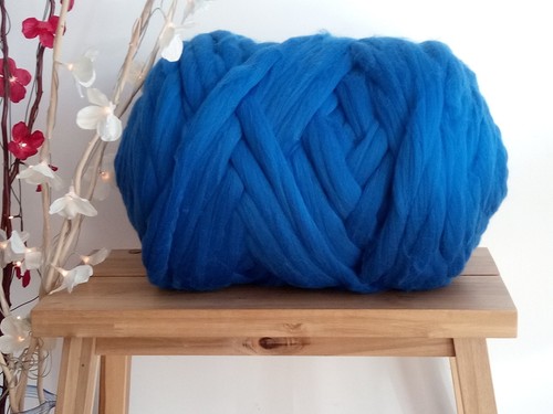 Cornflower blue merino - merino, roving