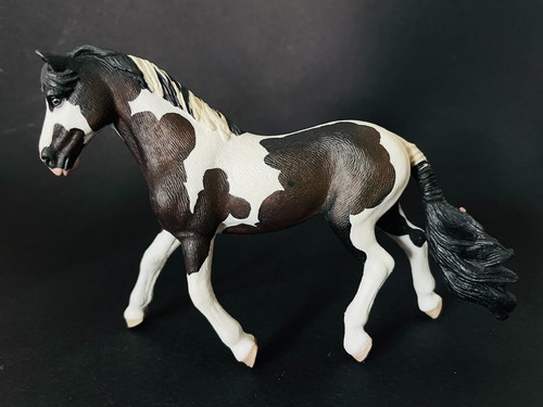 Schleich trakehner gelding - schleich,
