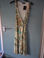 BNWT Dorothy Perkins Size 12