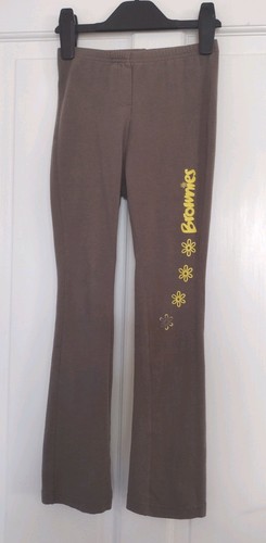 Girl guiding brownies uniform - girl,